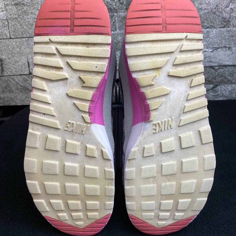 Nike Air Max Thea Fashion Sneakers Dots - Picture 9 of 10